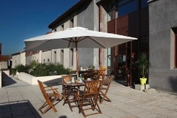 Adonis Carcassonne - La Barbacane Residence de Tourisme